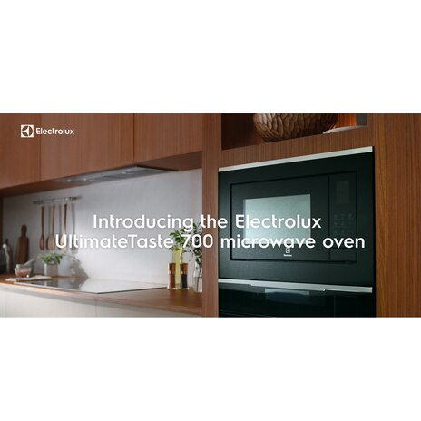 60cm UltimateTaste 700 built-in combination microwave oven with 25L capacity