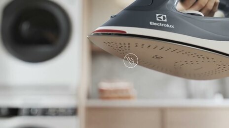 2400W UltimateCare 500 steam iron 