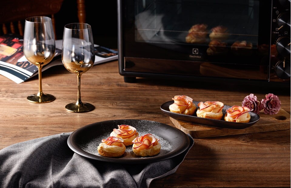 Enjoy cooking with your oven