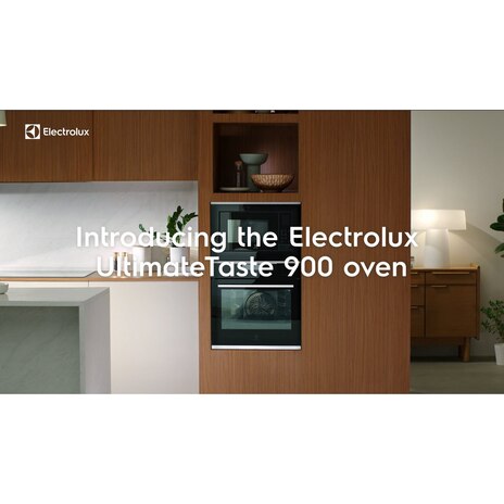 60cm UltimateTaste 900 built-in single oven with 70L capacity