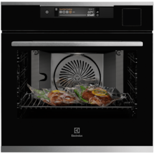 60cm UltimateTaste 900 built-in single oven with 70L capacity