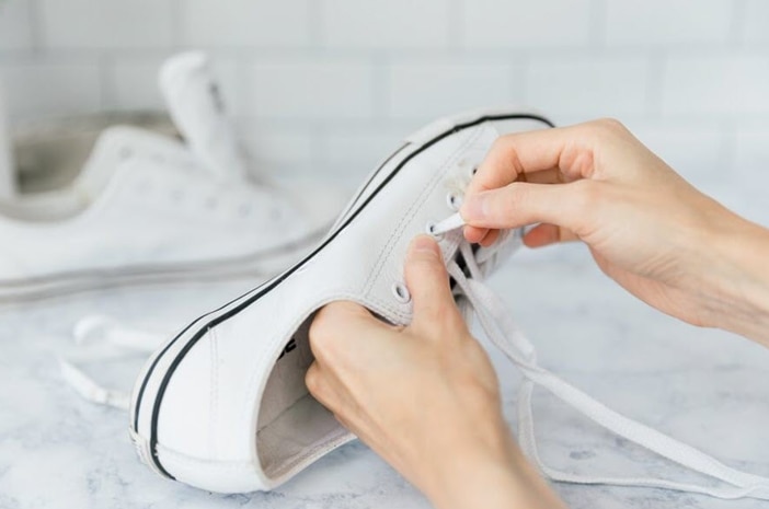 Can you Put Shoes in Washing Machine? Easy 7 Step Guide | Electrolux ...