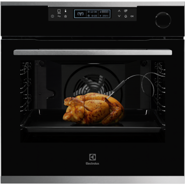 60cm UltimateTaste 700 built-in single oven with 72L capacity